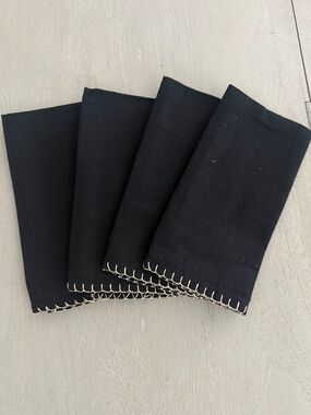 Max Studio Home Black with Gold Trim Napkins, Set of 4